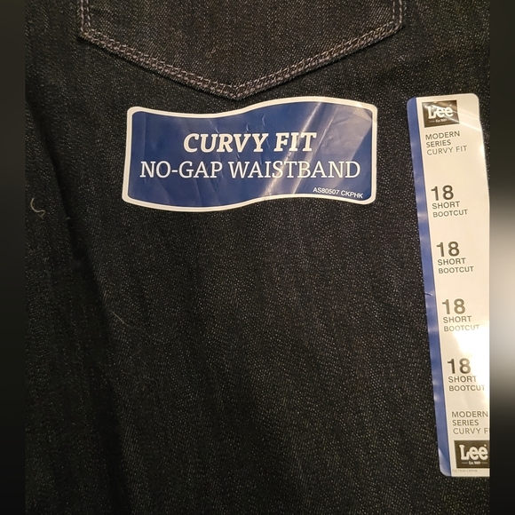 Lee Modern Series Curvy Fit Bootcut jeans size 18 short NEW NWT dark wash - Picture 5 of 6